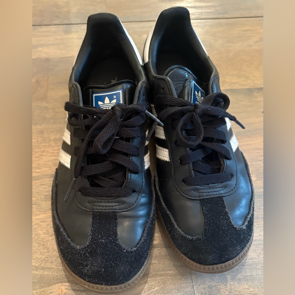 Adidas Men's Sambas Black and White M5.5 W7/7.6 EU 38